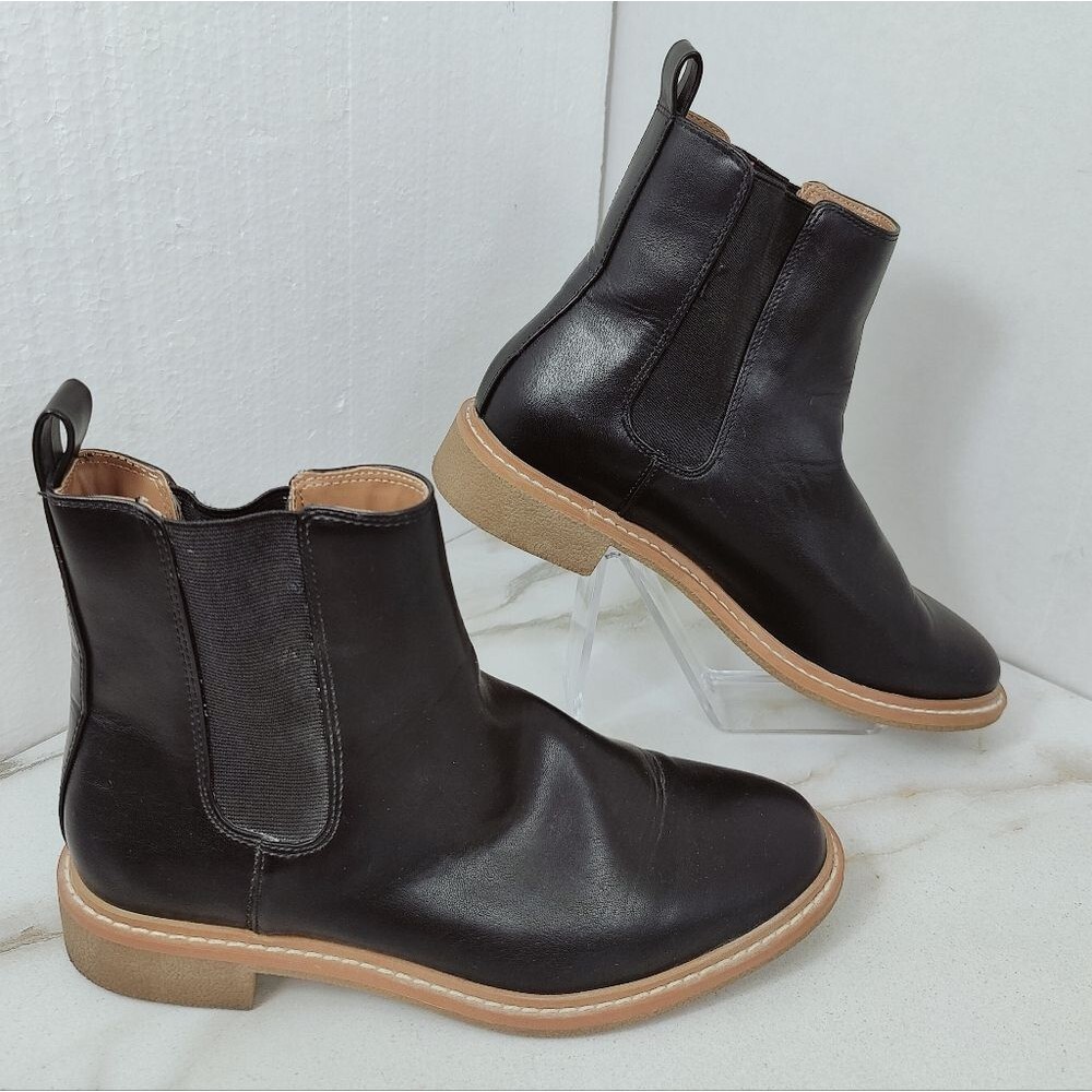 EUC Universal Thread Women's Pearl Black Faux Leather Chelsea Ankle Boots, 7.5 - Picture 2 of 11